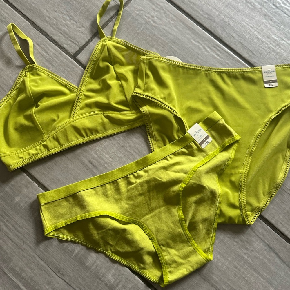 Bra and panty set
